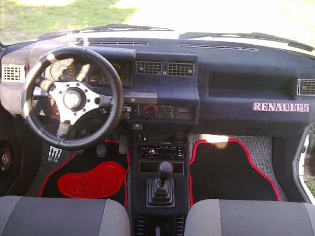 RENAULT SUPER 5 / 92r. / 1.4 LPG
