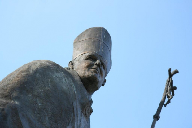 Łowicz - Pomnik Jana Pawła II - (2) #Pomniki