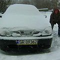 odśnieżanie autka zima 2012/02/17