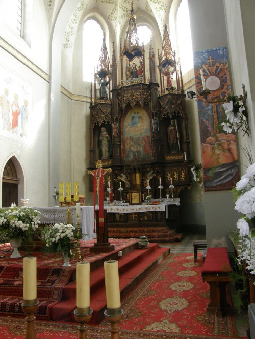 Mstyczów. Ołtarz główny w kościele parafialnym. #Mstyczów #Kościół #Ołtarz
