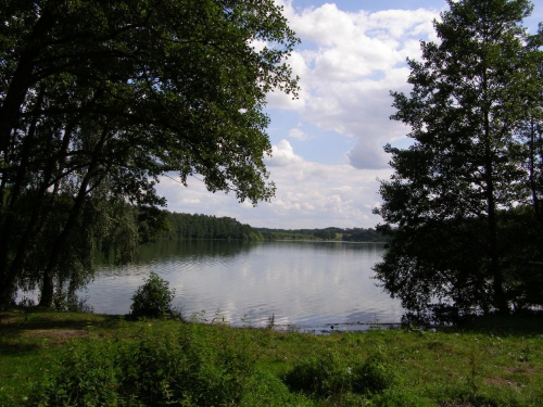 Nad jeziorem.Jezioro Białe /Dobrskie/ moje łowisko.