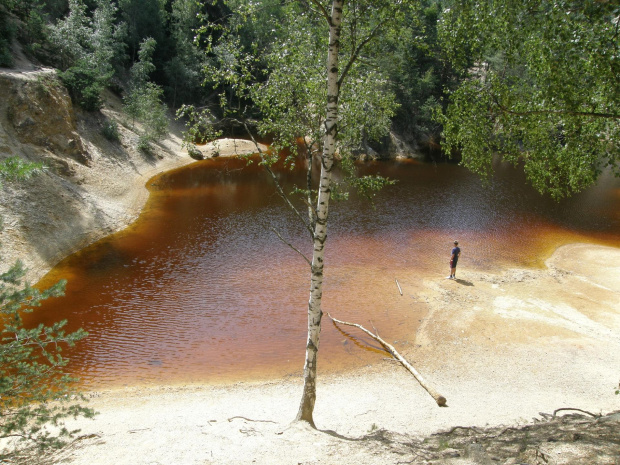 purpurowe jeziorko w Wieściszowicach #KoloroweJeziorka #RudawyJanowickie #Wieściszowice