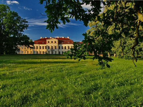 Drogosze - pałac Denhoffów