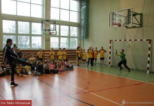 Wizyta piłkarzy TS "Wisła" w naszej szkole #SzkołaPodstawowaNr30