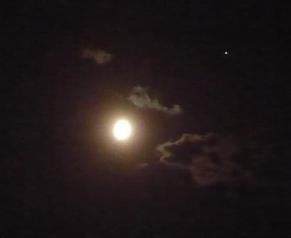 Księżyc w pełni #księżyc #pełnia #moon