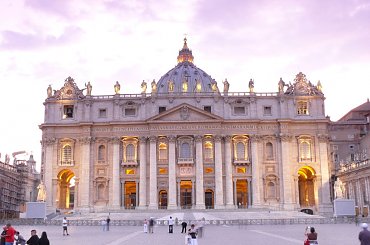 Plac Św. Piotra i Bazylika #Rzym #Włochy #Watykan