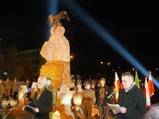 Ostrołęka #Ostrołęka #pomnik #partyzanci #wyklęci