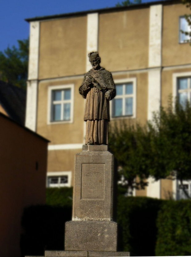 posąg Św . Jana Nepomucena plac NMP w Wambierzycach #nepomuki