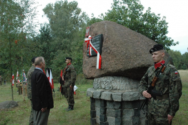 Akt odsłonięcia tablicy pamiątkowej. #Pomnik