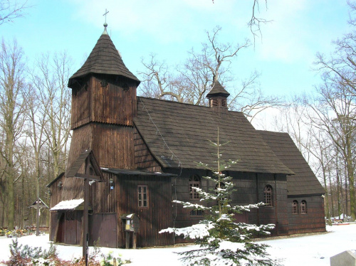 Drewniany kościół w Starym Oleśnie #architektura #zabytki #miasta