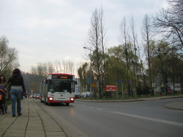 Jelcz 120M/3 #294 (PKM Jastrzębie) na E-3(MZK Jastrzębie), Jastrzębie Zdrój, ul. Arki Bożka: