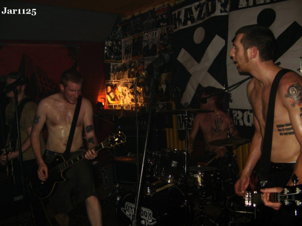 The Lobotomies.
City Punx Show 6