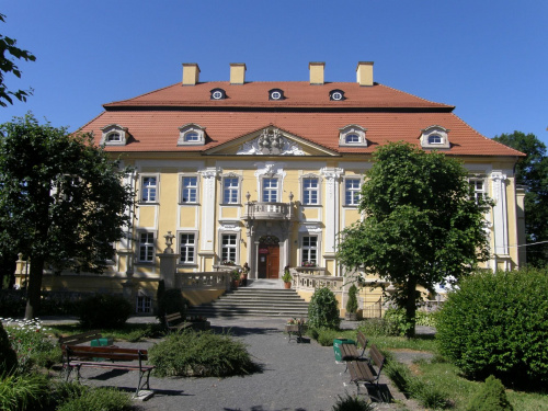 Pałac w Biedrzychowicach,obecnie siedziba szkoły #JeleniaGóra #lubań #biedrzychowice