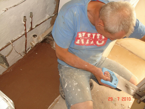 29/07/2010 - wylewka betonowa w kuchni