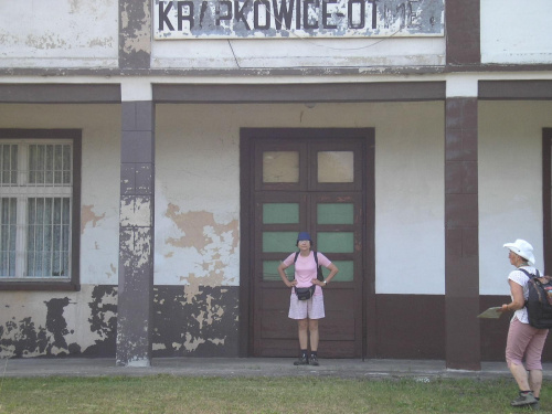 Krapkowice - nieczynny dworzec PKP