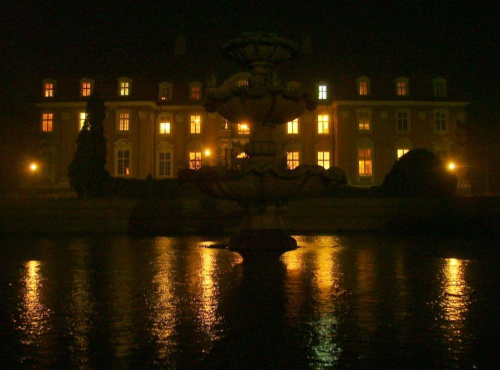 Pałac w Kochcicach nocą #ballestrem #kochcice
