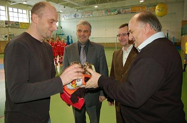 #TurniejHalowy #Zbąszynianka #lecie #TadeuszBorkowski #PłomieńPrzyprostynia #PrezesKlubu #PawełBrzeskot #PoloniaRedosNowyTomyśl