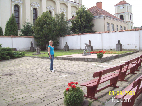34- tysięczne Kiejdany jedno z najpiękniejszych miast Litwy.
To także wielki pomnik potęgi jednego z największych rodów w dziejach naszej części kontynentu-Radziwiłłów