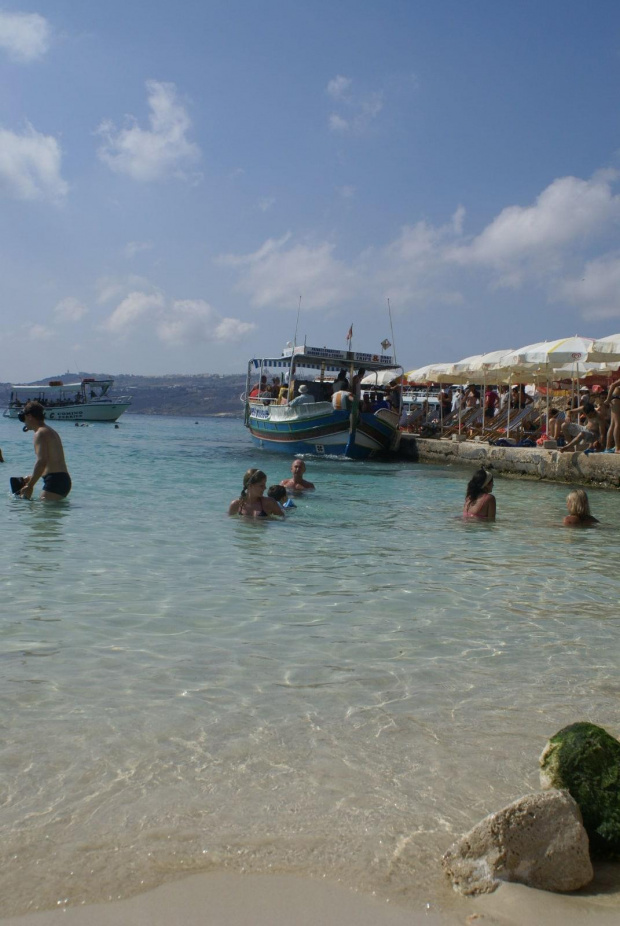 błękitna laguna na Comino