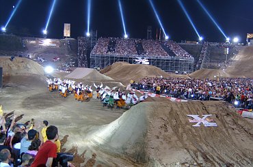 #XFighters #red #bull #SuperSession #warsaw