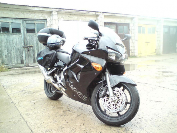 VFR 800