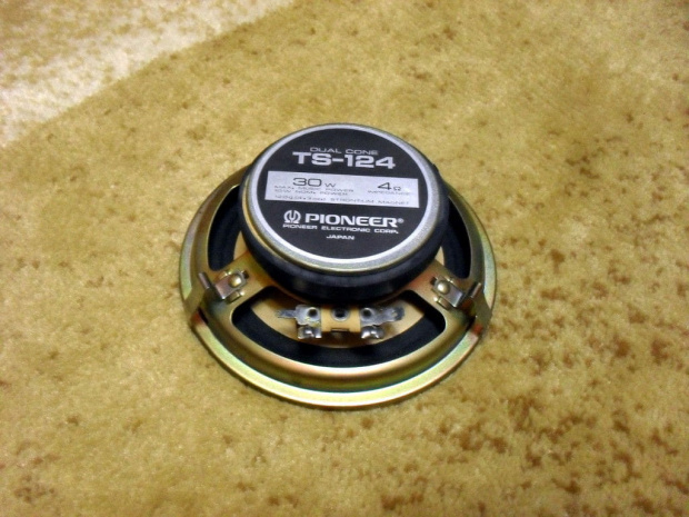 Oryginalne głośniki z W124 - 12cm Pioneer TS-124 #mcst #mercedes #w124 #oryginalne #pioneer