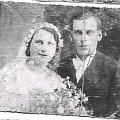 Zdjęcie ślubne Wierzchowskiego
Kazimierza i Cyran Stefanii z Kałuszyna.
Została wykonana w roku 1911
(prawdopodobnie) #Grębków #Kózki #WiekXIX #WiekXX